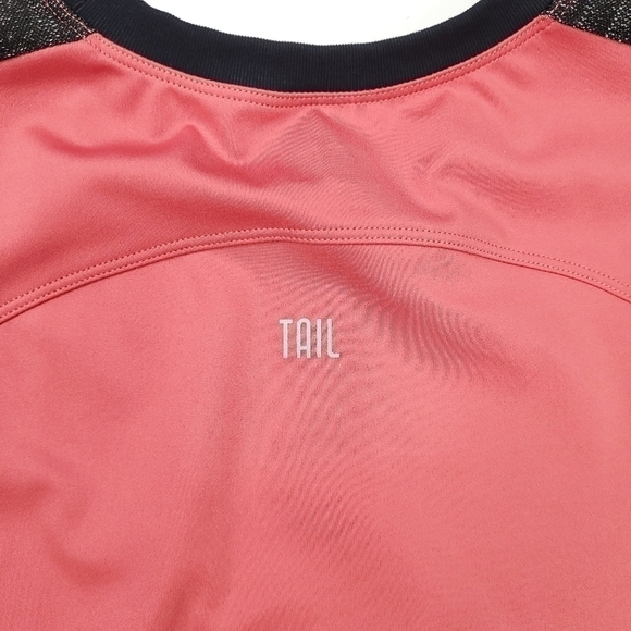 New Tail Mauve Exercise Running Shirt Sz 2 - Picture 3 of 13